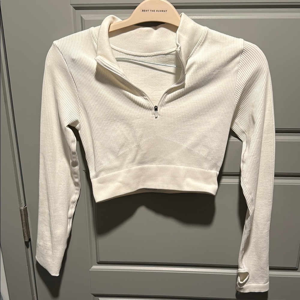 Cream Cropped Polo Sweatshirt with 3/4 Sleeves